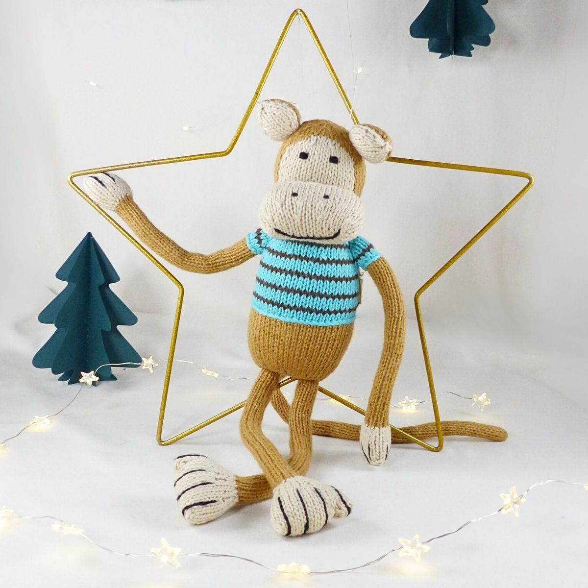 Handgestricktes Bio Kuscheltier Äffchen – fair, hypoallergen und perfekt für Babys