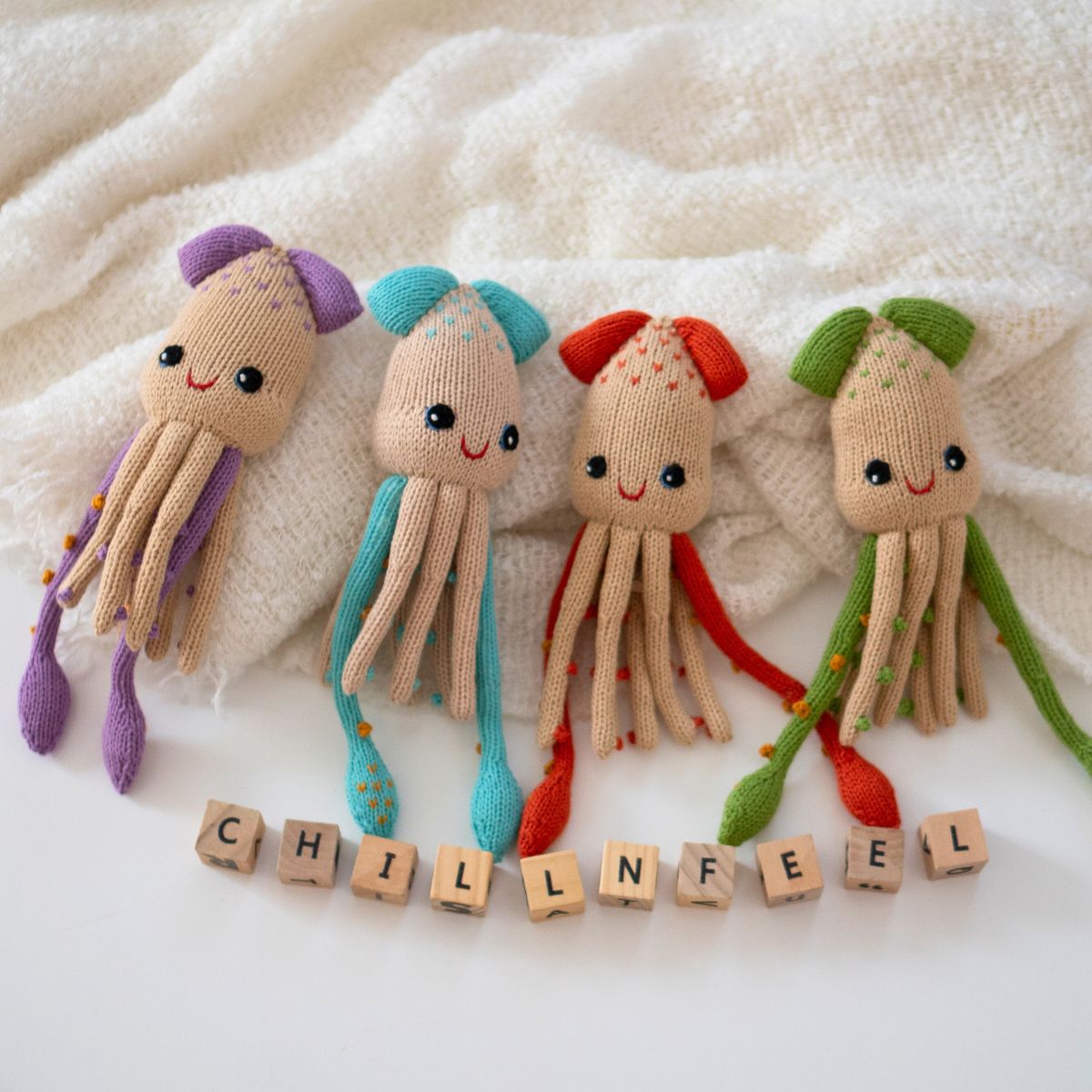 Bio Kuscheltier Kalmar für Frühchen und Neugeborene – weich, handlich und zum Greifen