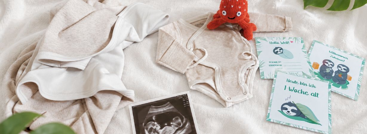 Kliniktasche packen: Die schönste Checkliste für Geburt, Wochenbett und die ersten Tage mit Baby