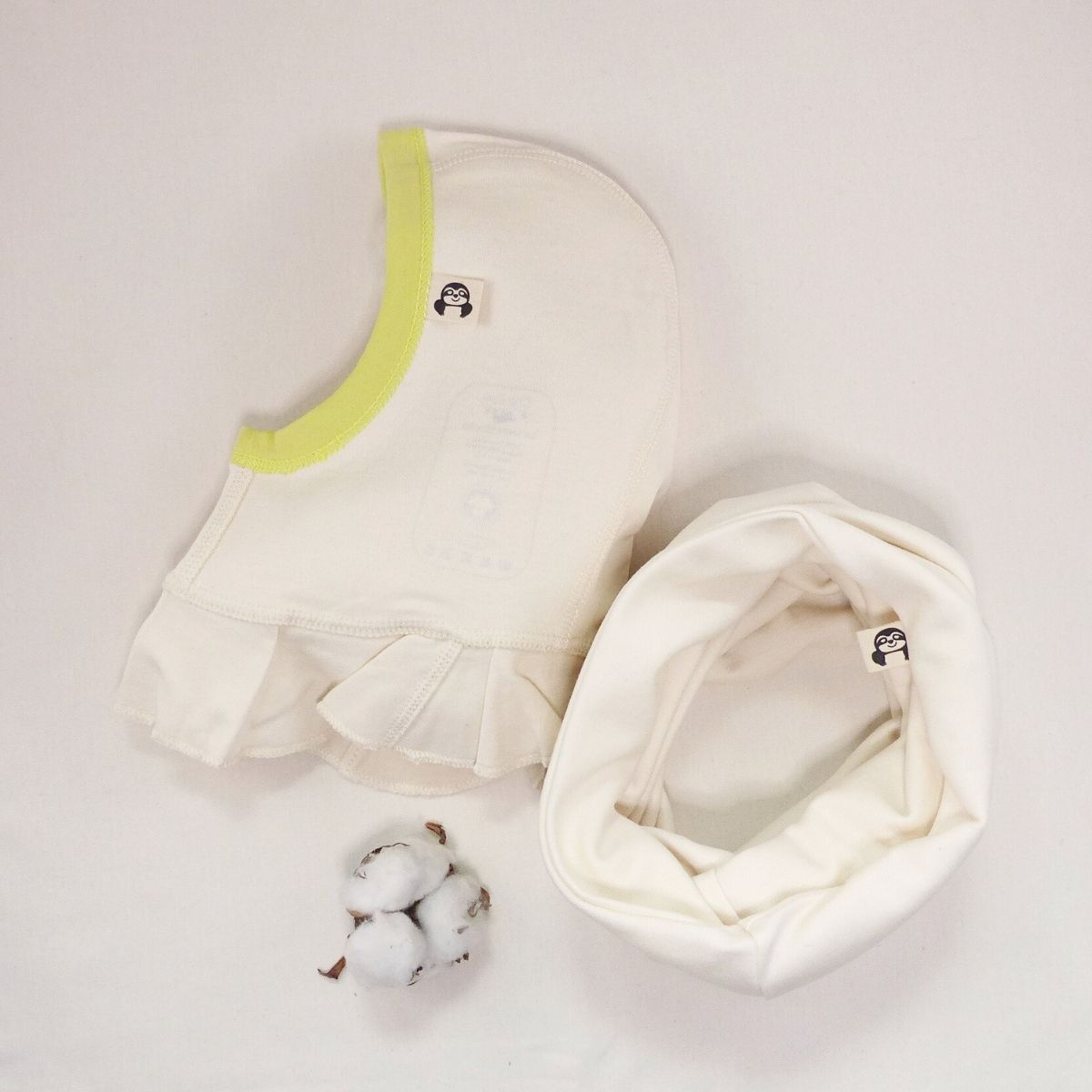 Set aus Neurodermitis Schlupfmütze mit Schal aus Bio-Pima Baumwolle – schützt Kopf, Hals und Nacken sanft und juckreizlindernd