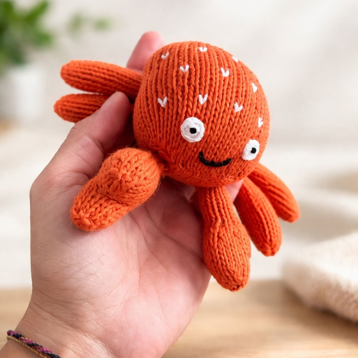 Krabbe Kuscheltier für Baby und Frühchen Pablito klein und weich